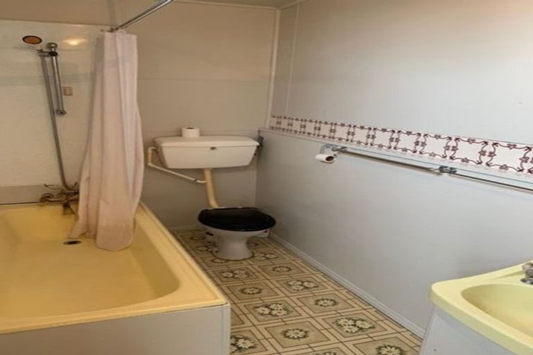 Photo of property in 73 Tancred Street, Linwood, Christchurch, 8011