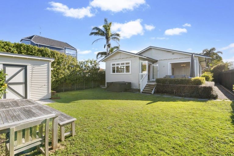 Photo of property in 7 Bruce Street, Northcote Point, Auckland, 0627