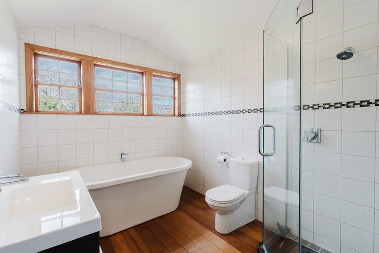 Photo of property in 8 Riro Street, Hamilton East, Hamilton, 3216