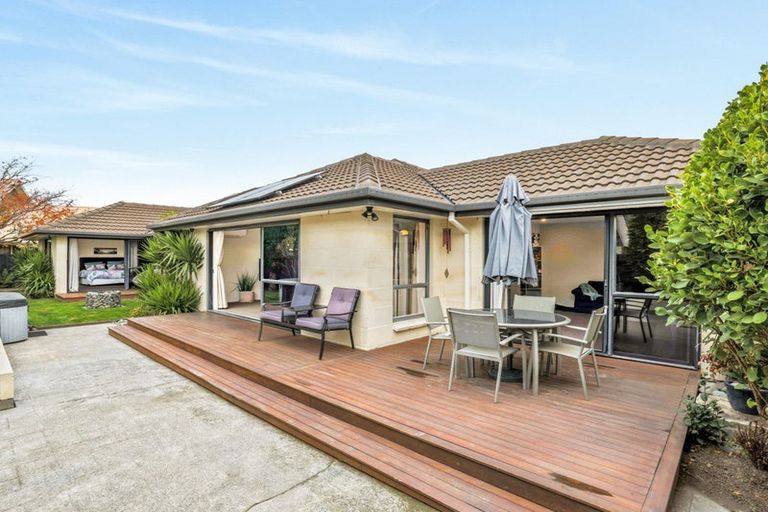 Photo of property in 3 Hunt Lane, Avondale, Christchurch, 8061