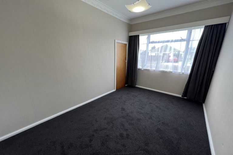 Photo of property in 15 Kauri Street, Roslyn, Palmerston North, 4414