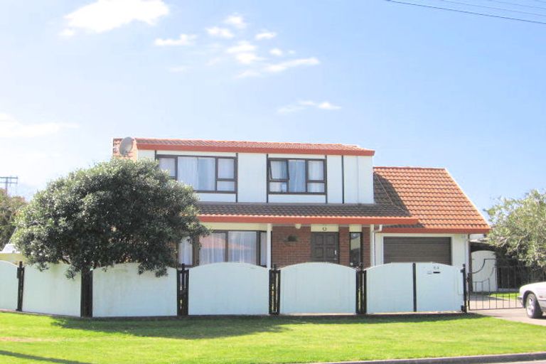 Photo of property in 64 Percy Road, Papamoa Beach, Papamoa, 3118