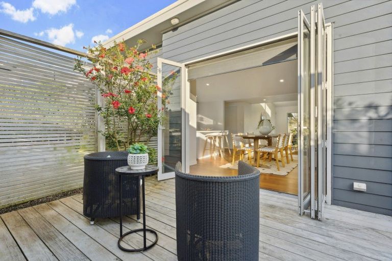 Photo of property in 14a Wellesley Road, Mangere Bridge, Auckland, 2022