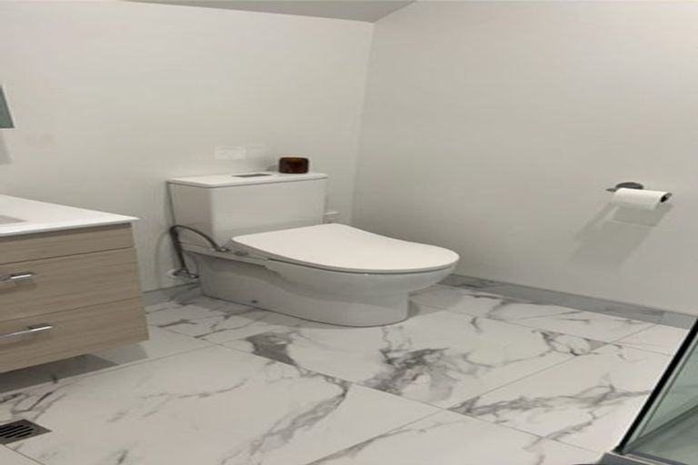 Photo of property in 7/22 Yeovil Road, Te Atatu Peninsula, Auckland, 0610