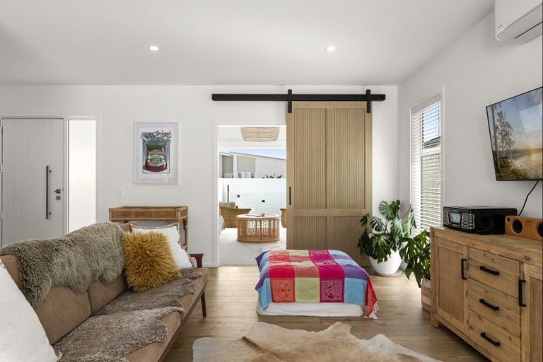 Photo of property in 4 Lorata Close, Papamoa Beach, Papamoa, 3118