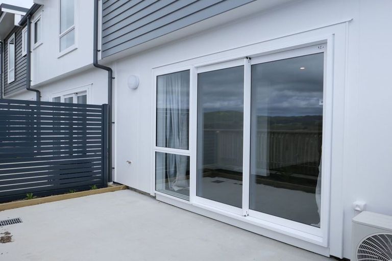 Photo of property in 11/30 Adventure Drive, Whitby, Porirua, 5024