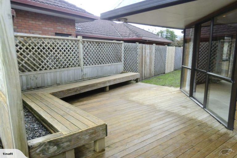 Photo of property in 3 Pahiatua Street, Hokowhitu, Palmerston North, 4410