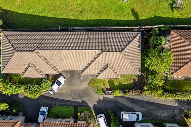 Photo of property in 10/43 Fruitvale Road, New Lynn, Auckland, 0600