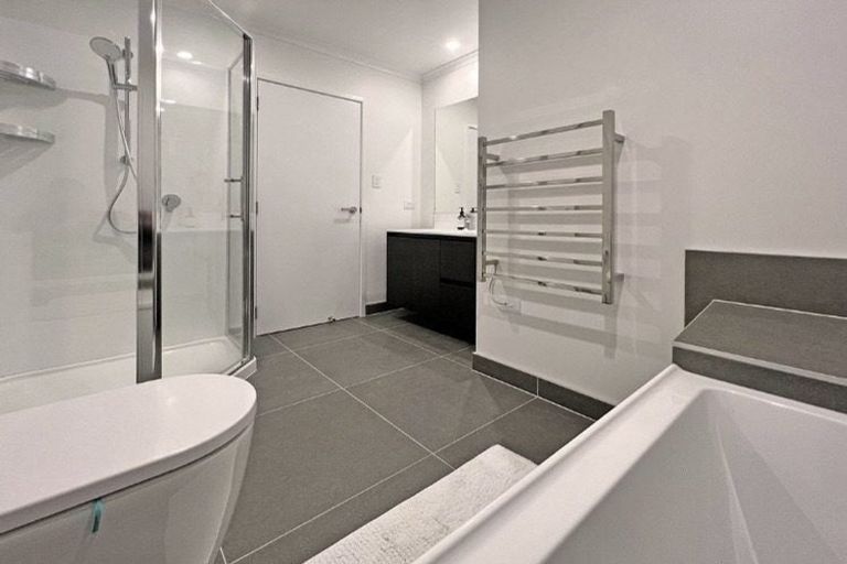 Photo of property in 25/1 Scott Road, Hobsonville, Auckland, 0616