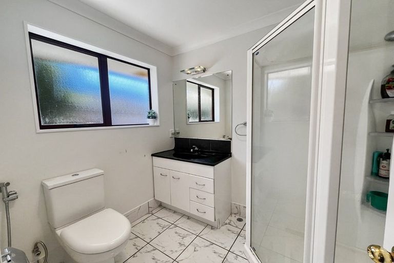 Photo of property in 10 Branigan Parade, Kelvin Grove, Palmerston North, 4414
