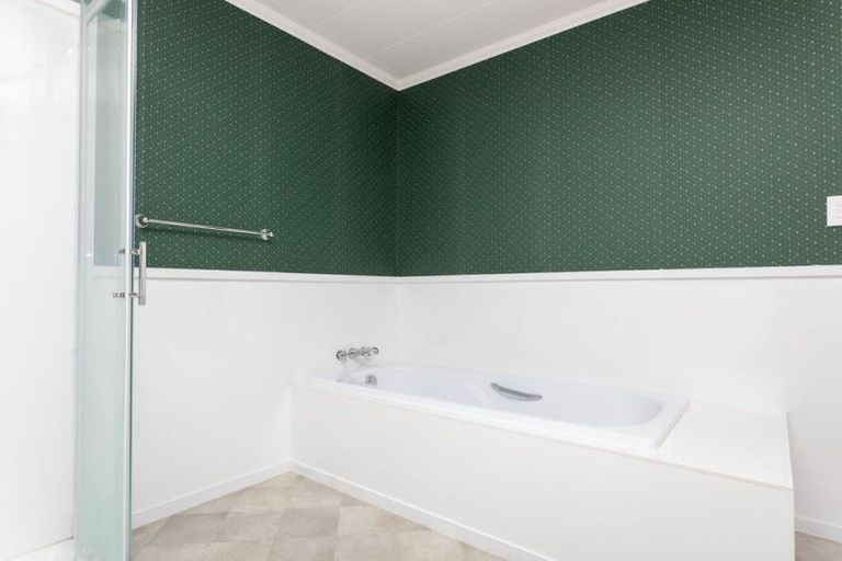 Photo of property in 1 Dawson Street, Dannevirke, 4930