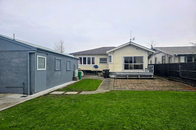 Photo of property in 47 Burns Avenue, Takaro, Palmerston North, 4412