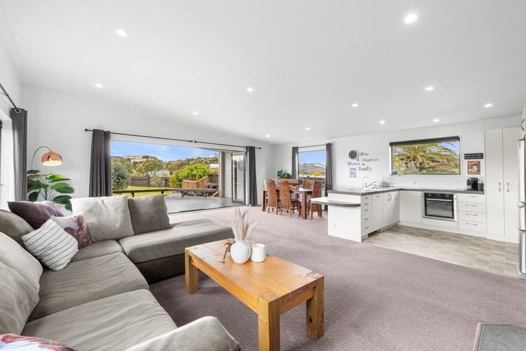 Photo of property in 1 Spinifex Road, Mangawhai Heads, Mangawhai, 0505