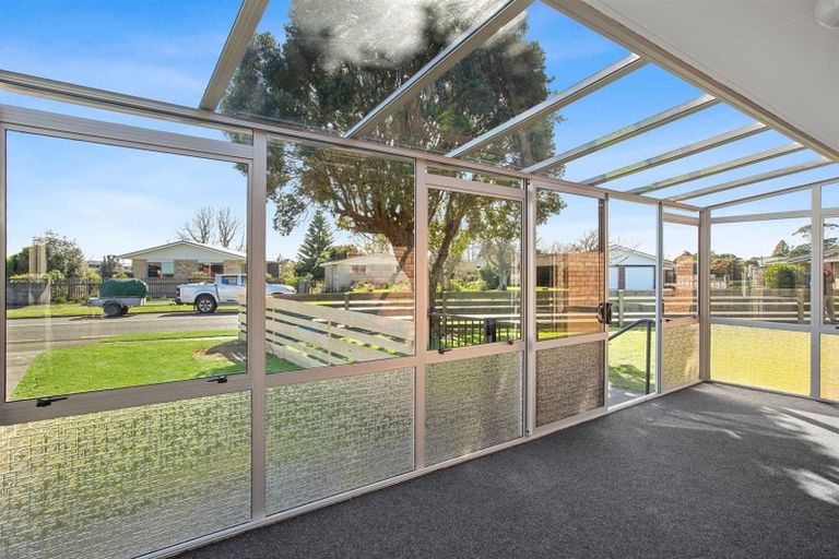 Photo of property in 19a Truby King Street, Merrilands, New Plymouth, 4312