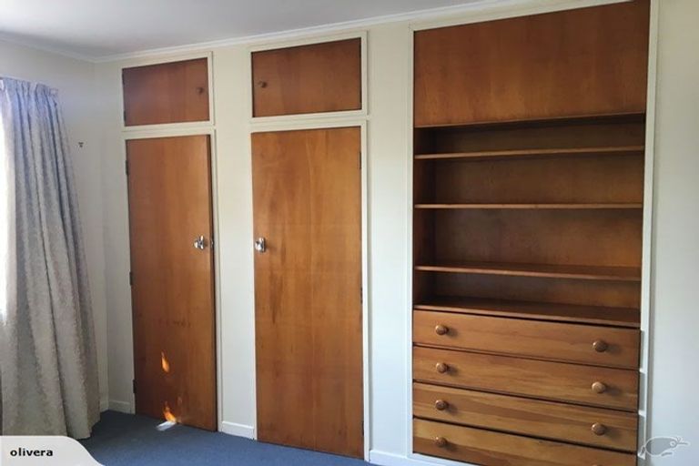 Photo of property in 122b Apu Crescent, Lyall Bay, Wellington, 6022