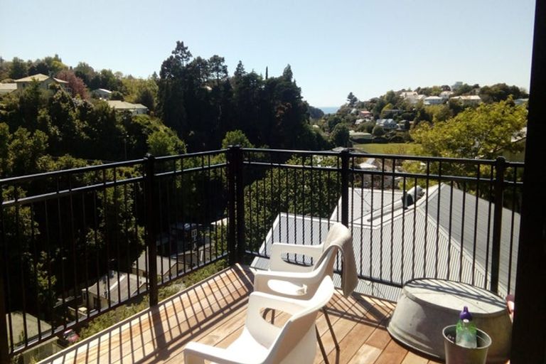 Photo of property in 9 Fitzroy Road, Bluff Hill, Napier, 4110