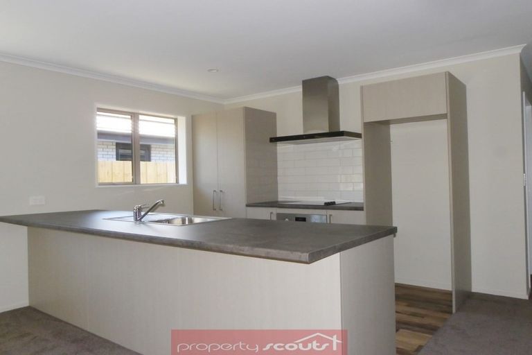 Photo of property in 10 Saddlers Lane, Yaldhurst, Christchurch, 8042