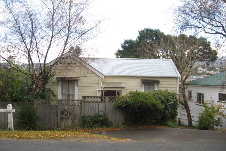 Photo of property in 39 Walton Street, Kaikorai, Dunedin, 9010