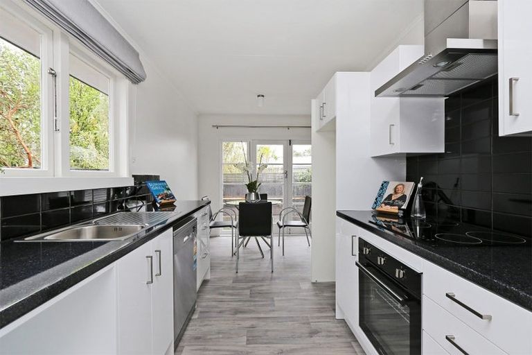 Photo of property in 6 O'connell Place, Havelock North, 4130