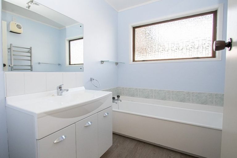 Photo of property in 4 Highland Drive, Pukete, Hamilton, 3200