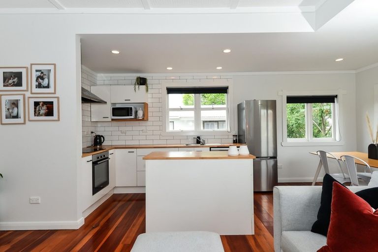 Photo of property in 27 Hinau Street, Maeroa, Hamilton, 3200