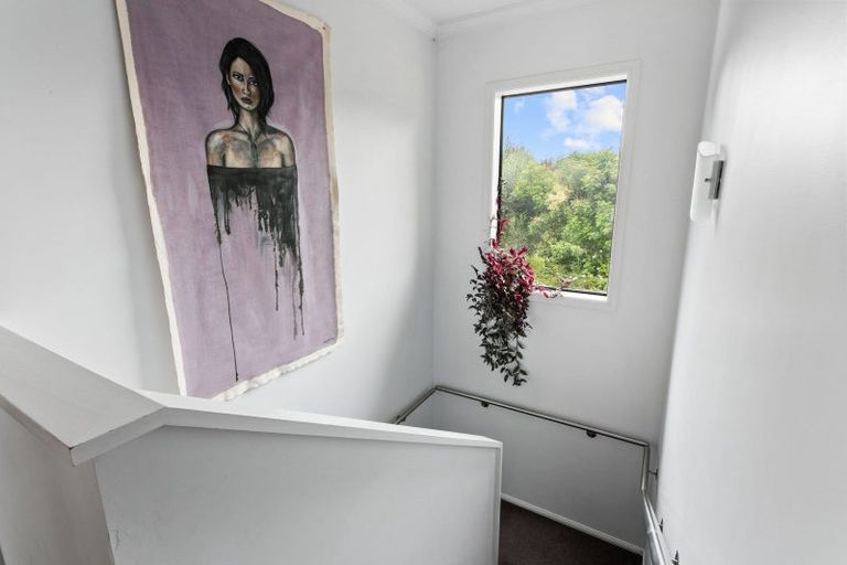 Photo of property in 18 Parkview Place, Riverdale, Gisborne, 4010