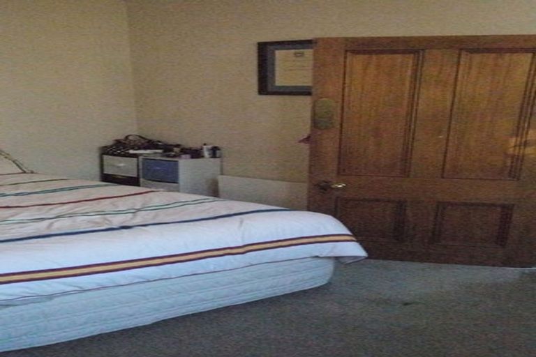 Photo of property in 44 Rolleston Street, Mount Cook, Wellington, 6021