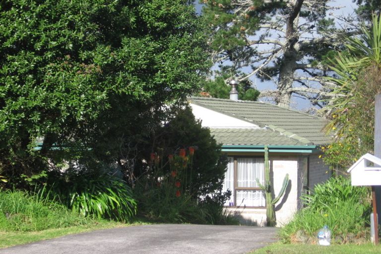 Photo of property in 82 Anich Road, Massey, Auckland, 0614