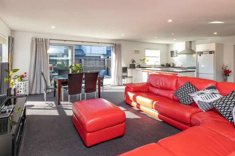 Photo of property in 7 Harston Place, Wigram, Christchurch, 8042