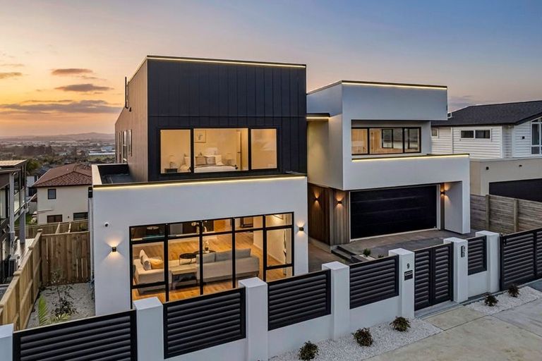 Photo of property in 9 Michael Richard Place, East Tamaki Heights, Auckland, 2016