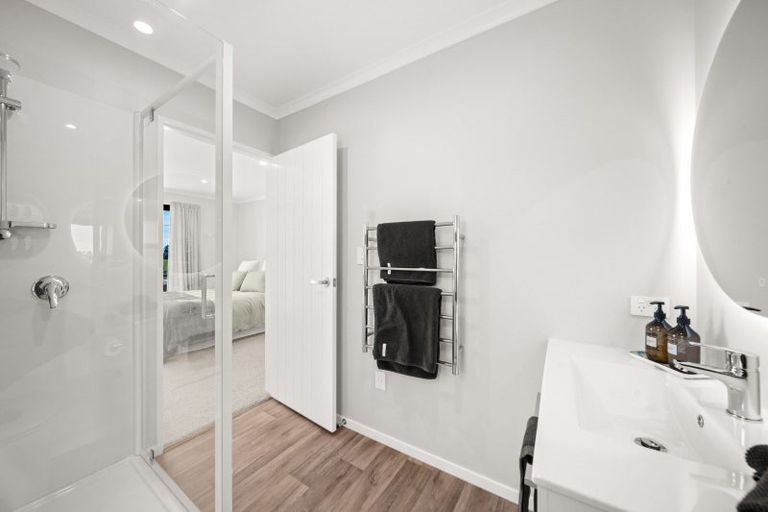 Photo of property in 27 Ferry Road, Martinborough, 5711