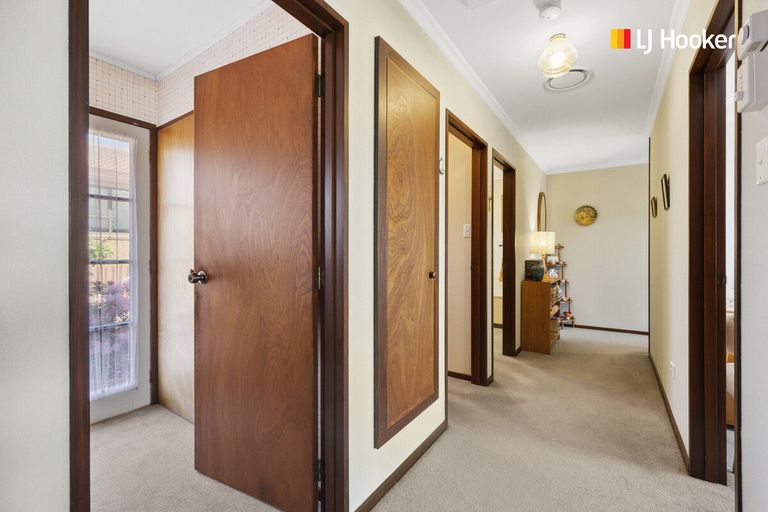 Photo of property in 11a Lochend Street, Musselburgh, Dunedin, 9013