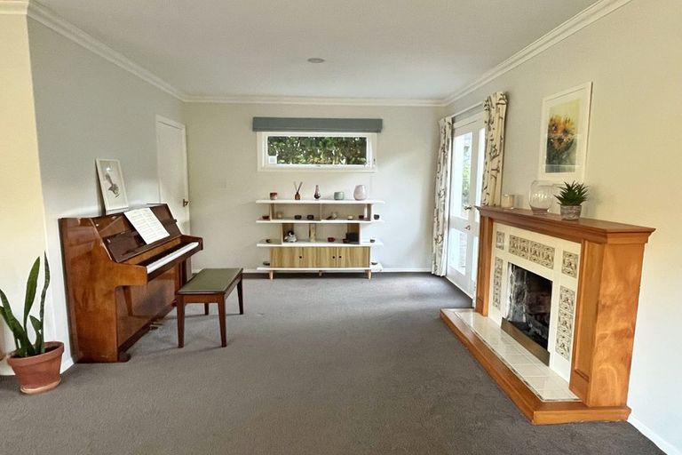 Photo of property in 17 Hewett Way, Ngaio, Wellington, 6035