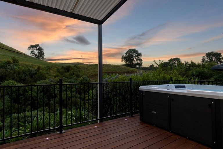 Photo of property in 48 Falcon Drive, Welcome Bay, Tauranga, 3112