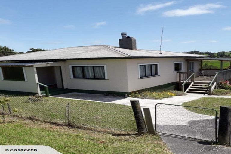 Photo of property in 119 Hurndall Street East, Maungaturoto, 0520