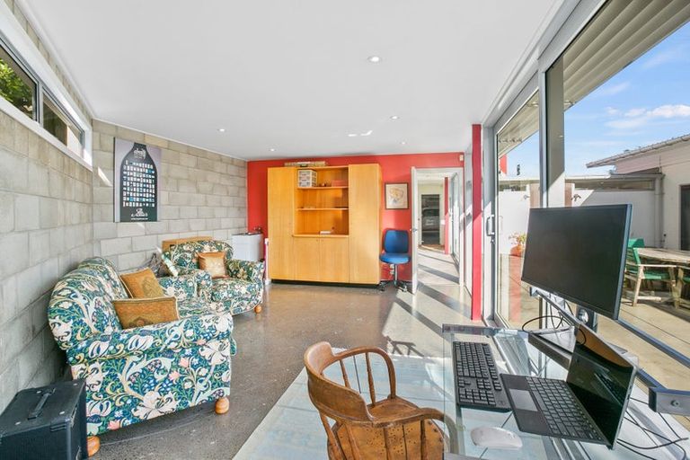 Photo of property in 29c Hamblyn Street, Strandon, New Plymouth, 4312