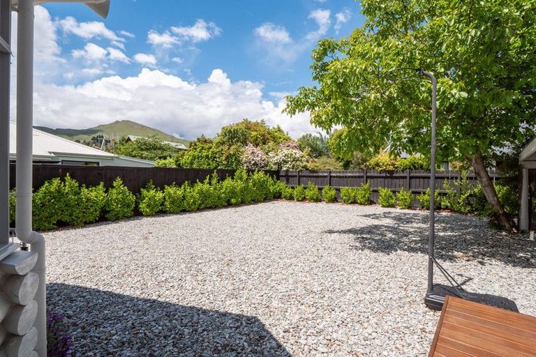 Photo of property in 25 Oregon Drive, Kelvin Heights, Queenstown, 9300