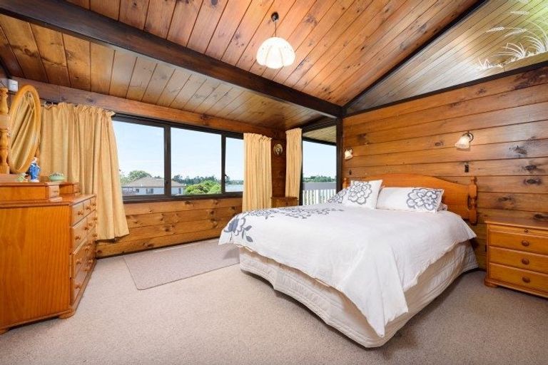 Photo of property in 10 Lindoch Avenue, Te Puna, Tauranga, 3174