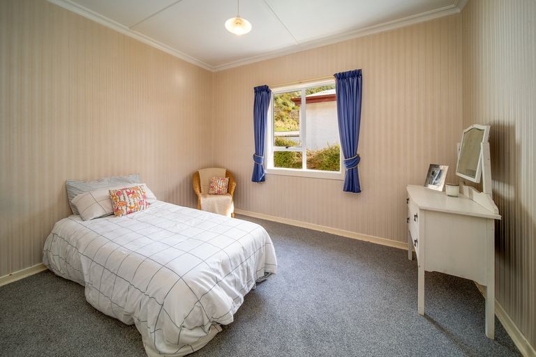Photo of property in 17 Smith Street, Roxburgh, 9500