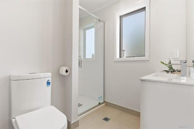 Photo of property in 1/18 Pickering Crescent, Chedworth, Hamilton, 3210