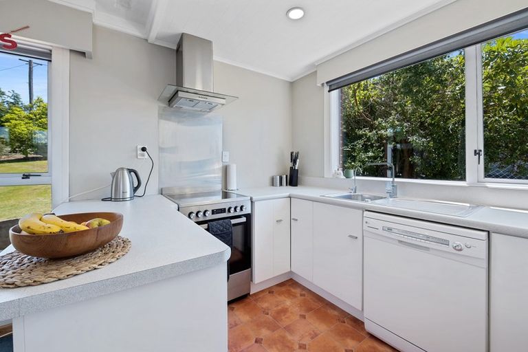 Photo of property in 98 Frank Street, Gore, 9710