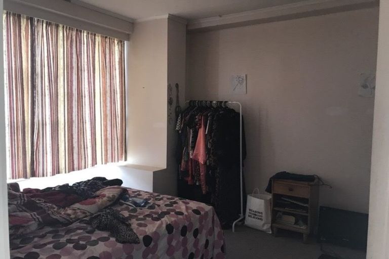 Photo of property in 2/2 Hall Avenue, Regent, Whangarei, 0112