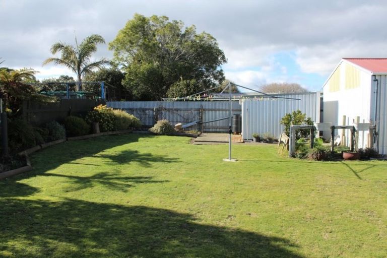 Photo of property in 15 Neptune Street, Dannevirke, 4930