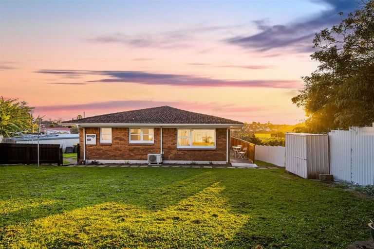 Photo of property in 4/21 Hillcrest Road, Papatoetoe, Auckland, 2025