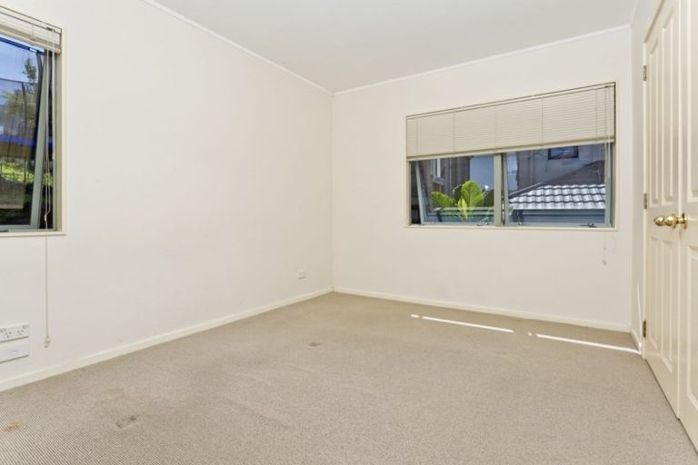 Photo of property in 726b East Coast Road, Pinehill, Auckland, 0632