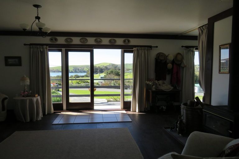 Photo of property in 600 Pahi Road, Pahi, Paparoa, 0571