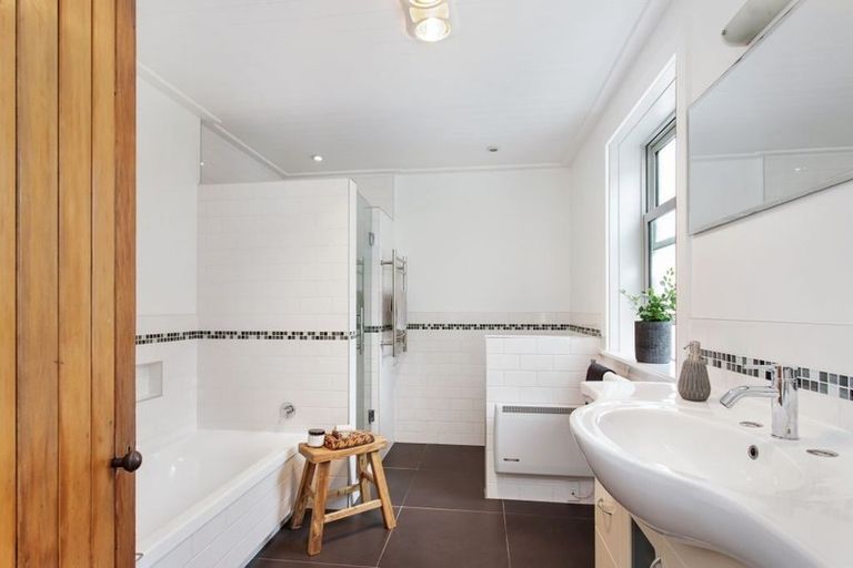 Photo of property in 77 Flockton Street, Mairehau, Christchurch, 8013