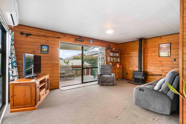 Photo of property in 121 Onemana Drive, Onemana, Whangamata, 3691