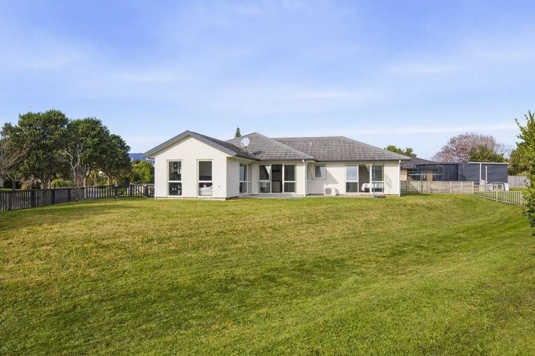 Photo of property in 10 Tamihana Street, Otaki, 5512