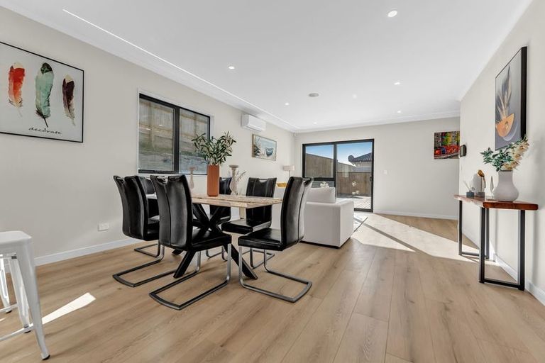 Photo of property in 13 Dolcetto Place, Pokeno, 2402